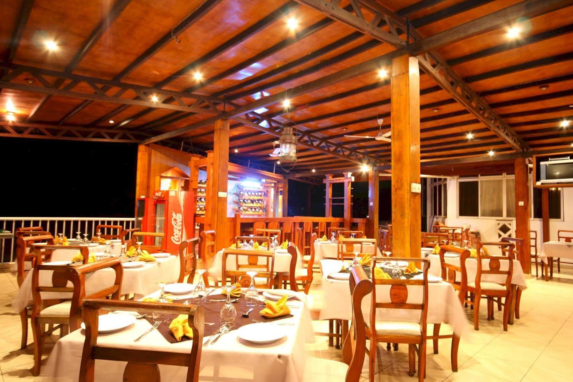 Lavendish Beach Resort 우나와투나 외부 사진