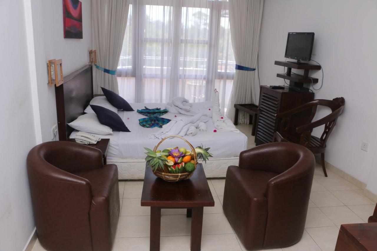 Lavendish Beach Resort 우나와투나 외부 사진